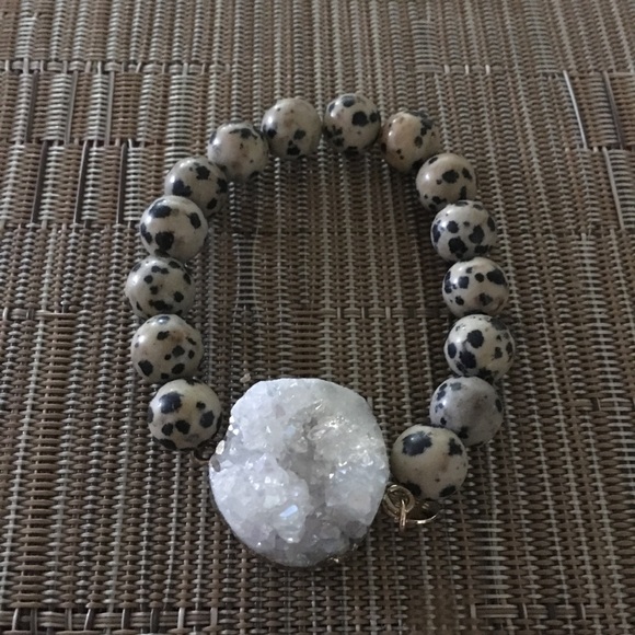 🎉5XHP🎉 Dalmatian Druzy Stretch Bracelet - Picture 2 of 5